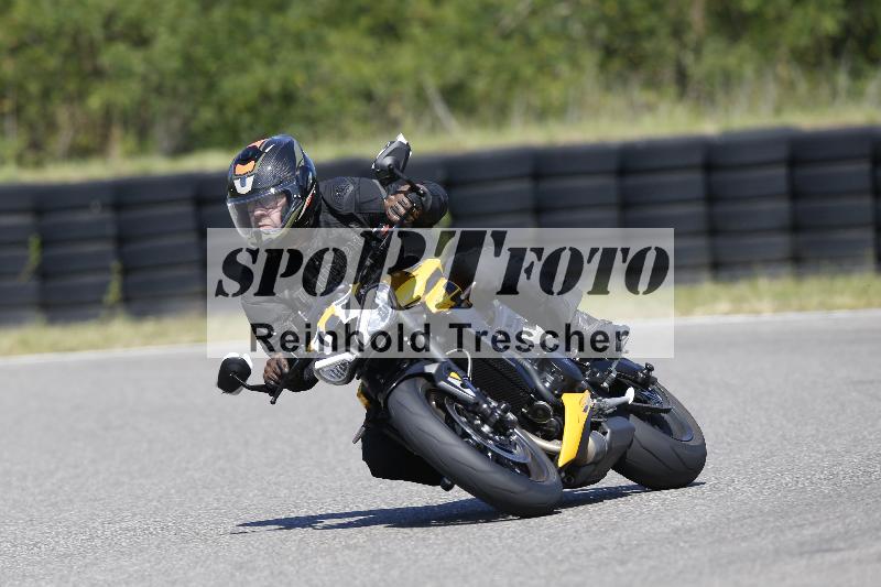 /Archiv-2025/48 25.08.2025 Cornu Master School ADR/gruen-vert/17